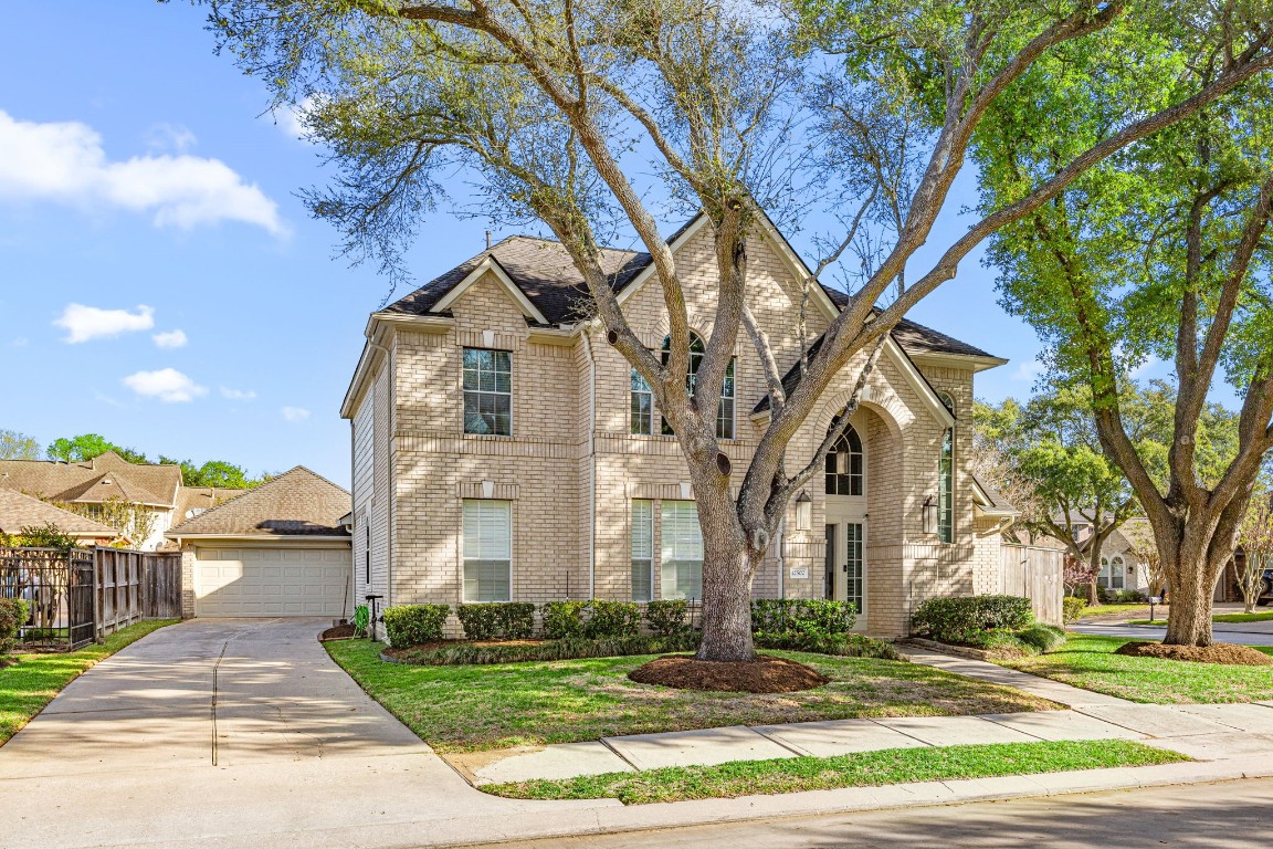 12502 Pebble Way Court Houston, TX 77041 - Photo 2 of 50