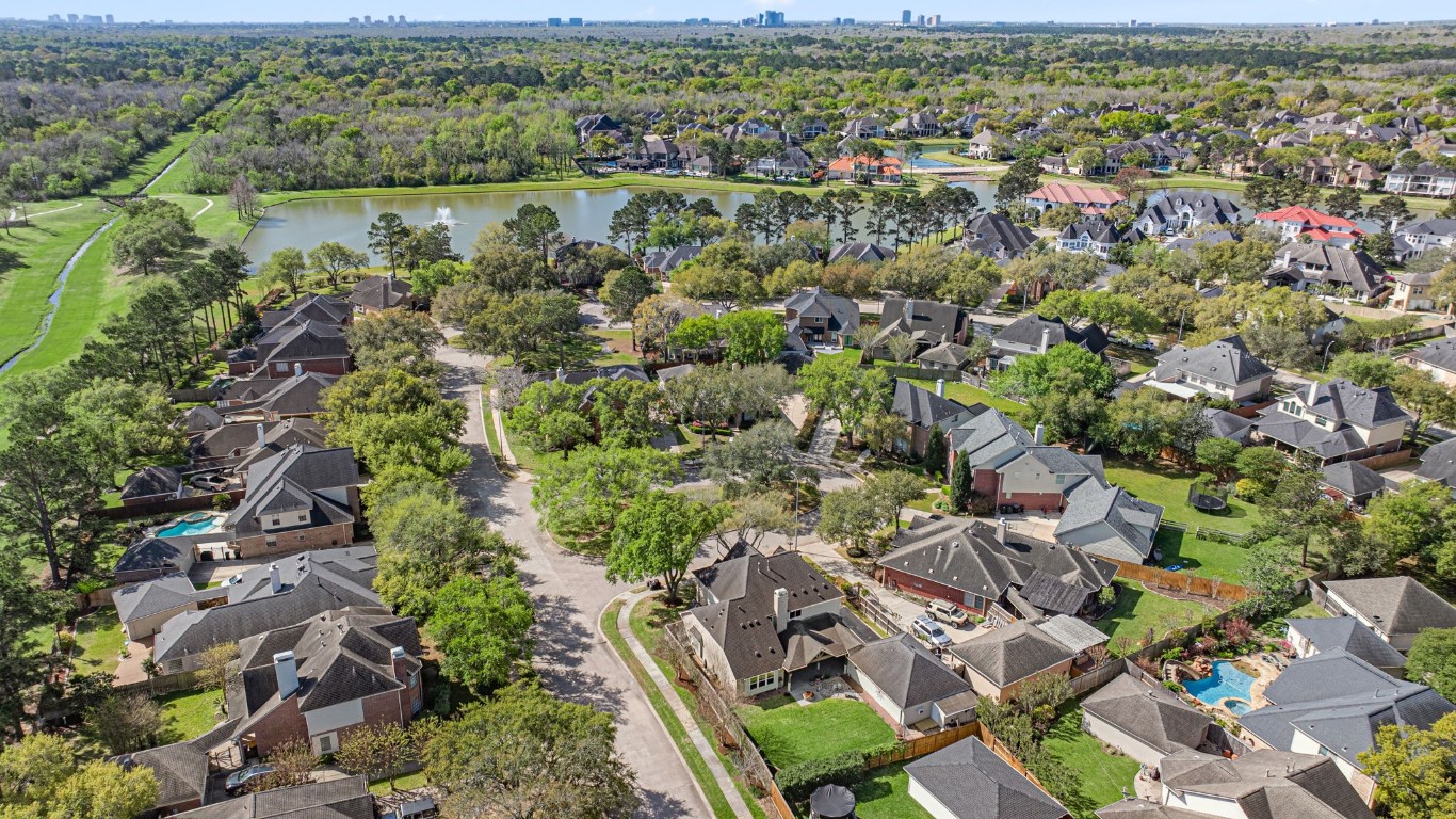 12502 Pebble Way Court Houston, TX 77041 - Photo 45 of 50