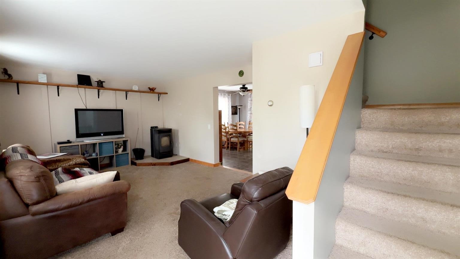 648 Tigola Trail Stoddard, NH 03280 - Photo 5 of 21