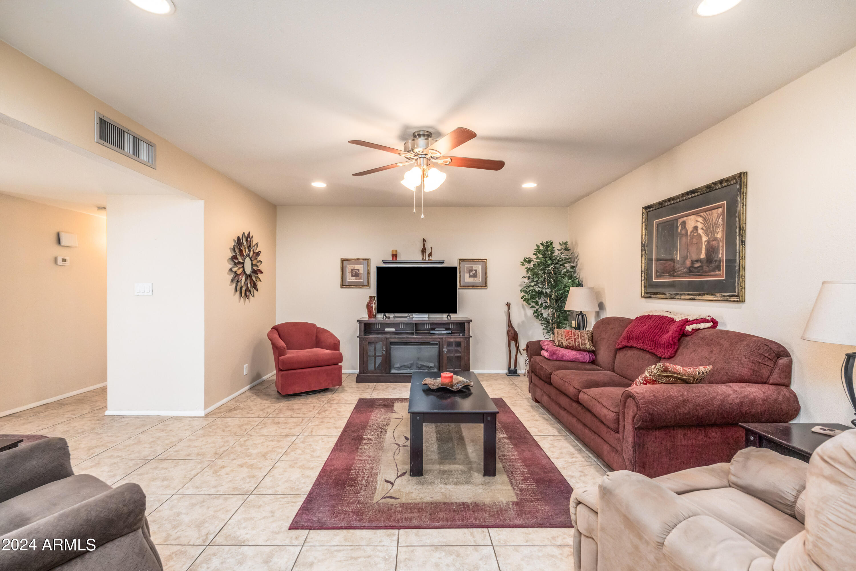 6717 East Decatur Street Mesa, AZ 85205 - Photo 14 of 25 Living Room