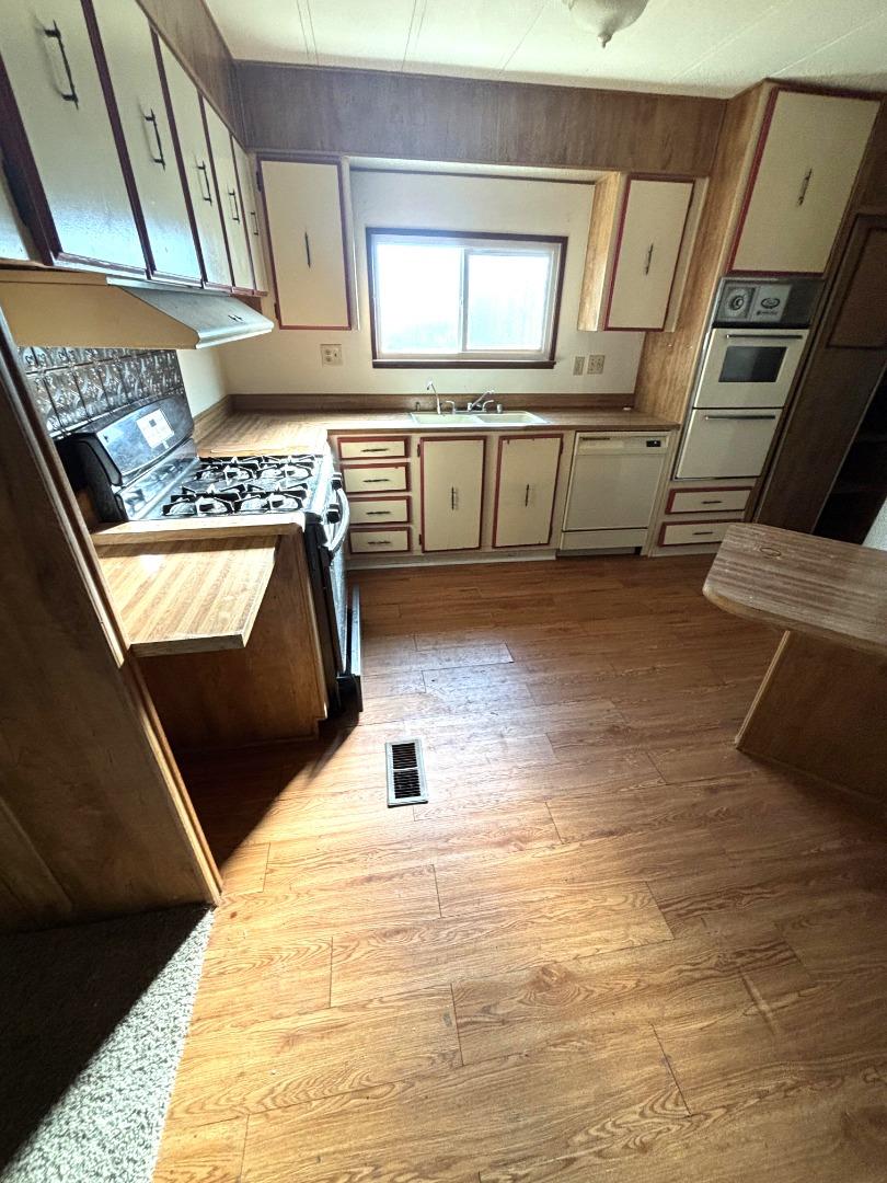 3156 Esplanade, Unit 304 Chico, CA 95973 - Photo 18 of 30