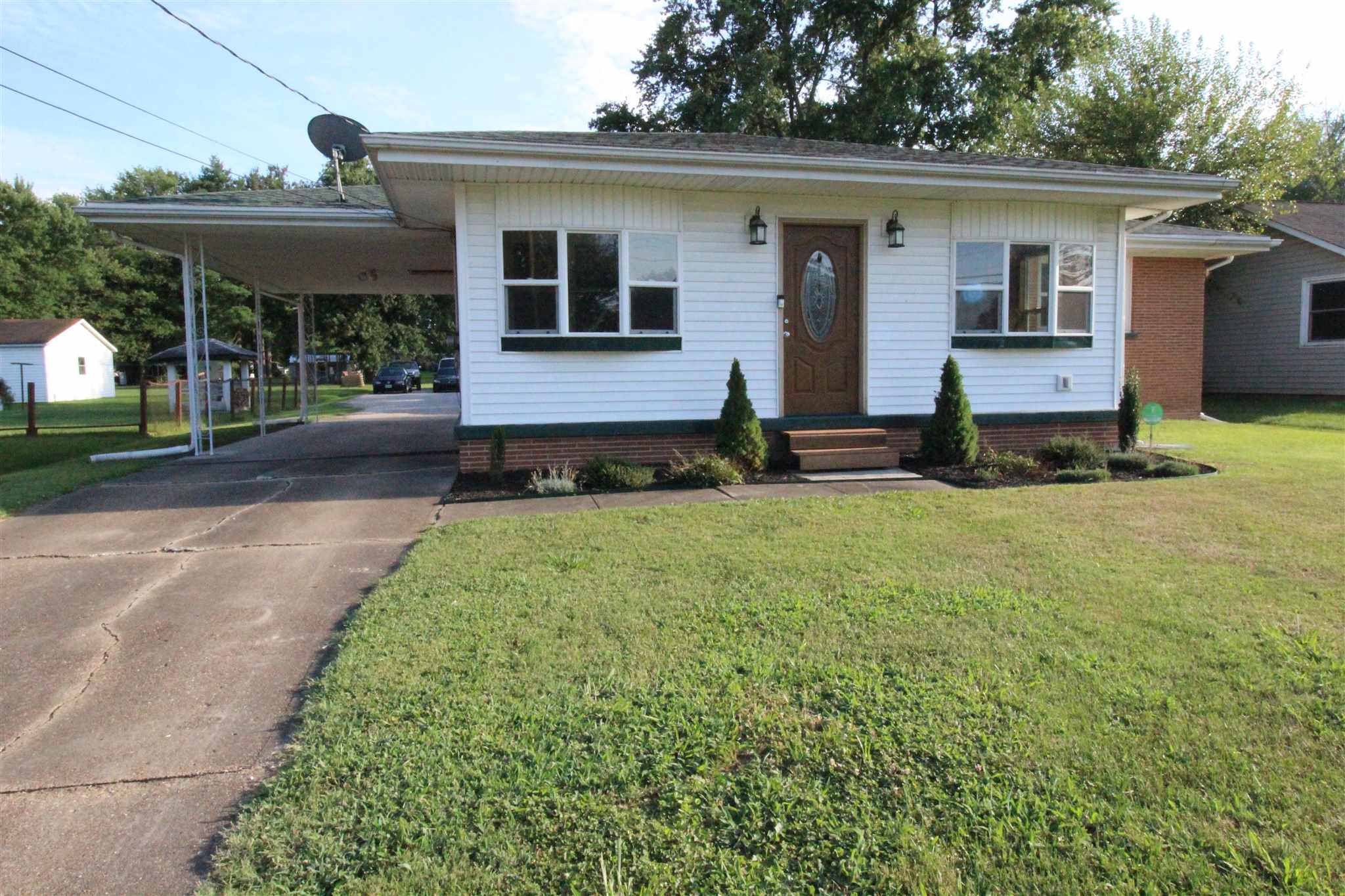 3005 St George Road Evansville, IN 47711 - Photo 1 of 17 Gallery Image 1