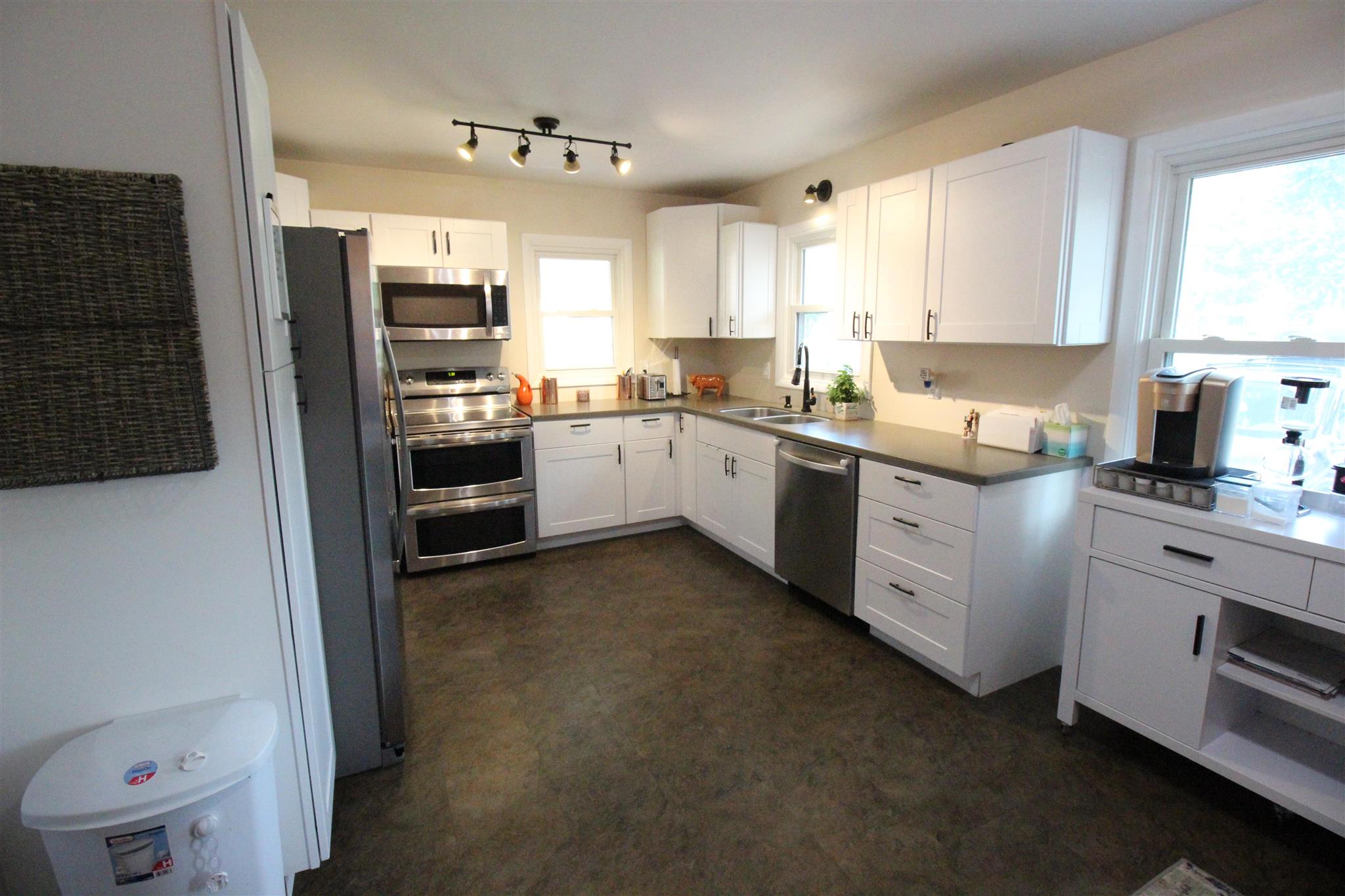 3005 St George Road Evansville, IN 47711 - Photo 5 of 17 Gallery Image 5
