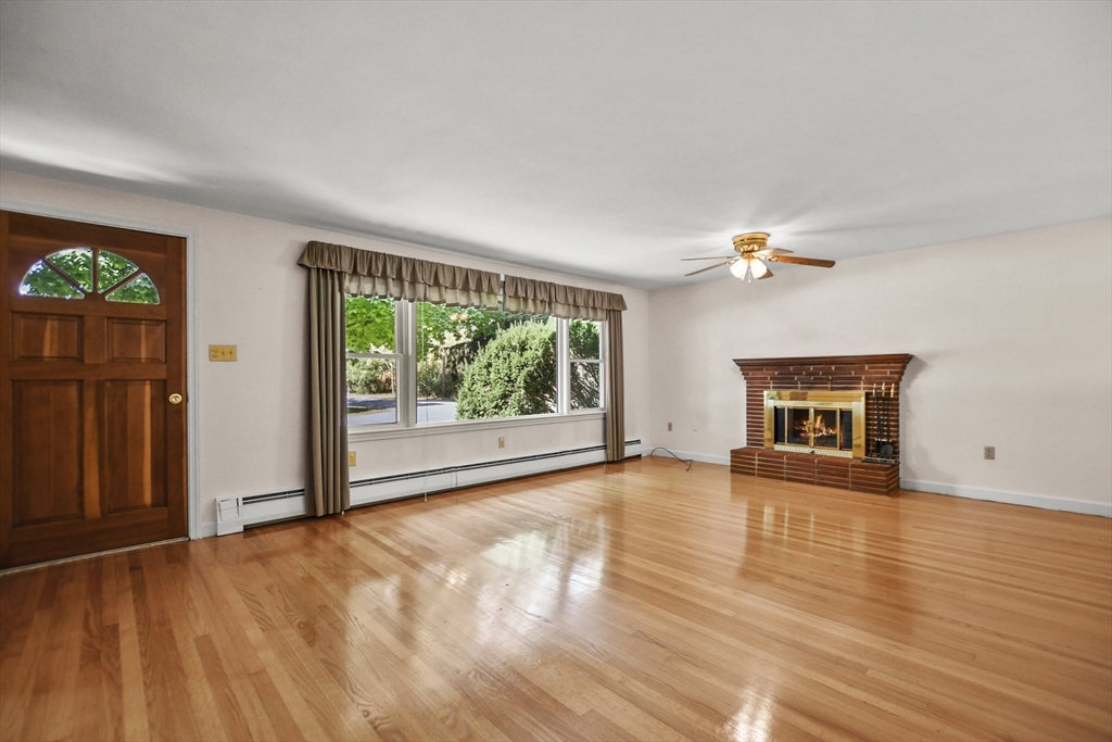 4 Bowdoin Road Andover, MA 01810 - Photo 3 of 42 Gallery Image 3