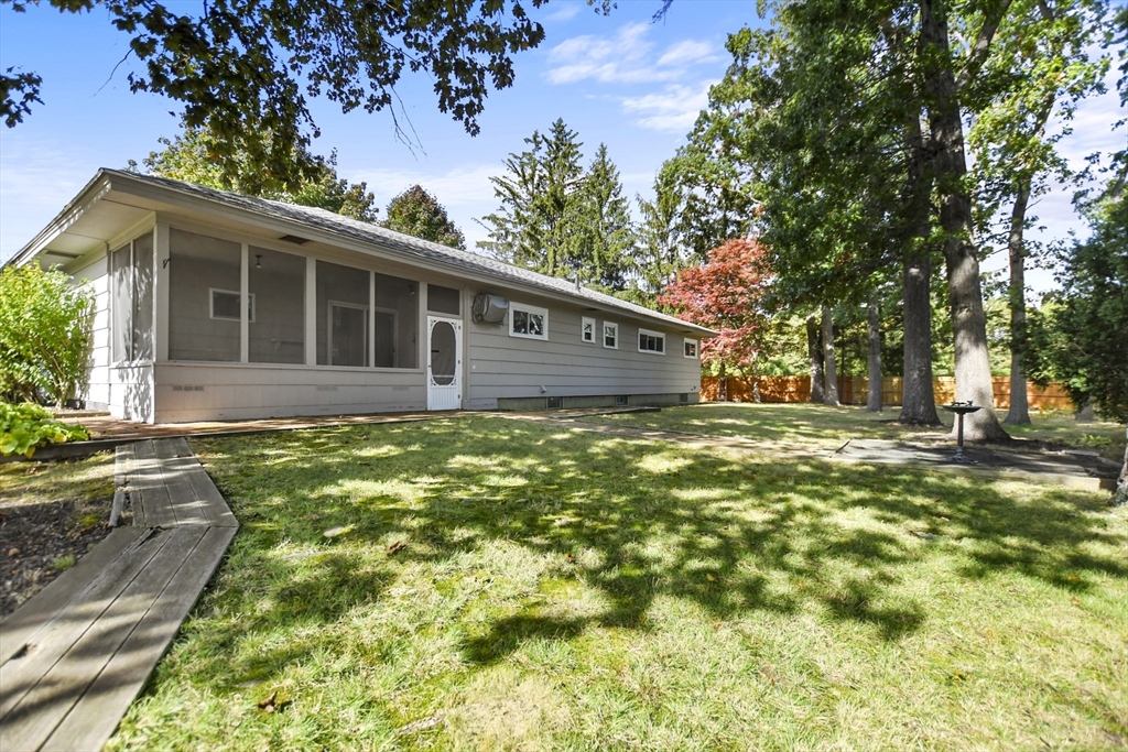 4 Bowdoin Road Andover, MA 01810 - Photo 37 of 42 Gallery Image 37