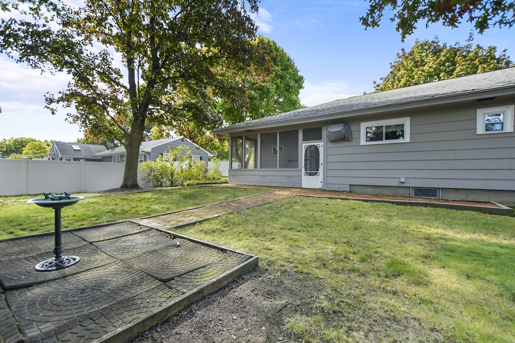 4 Bowdoin Road Andover, MA 01810 - Photo 38 of 42 Gallery Image 38
