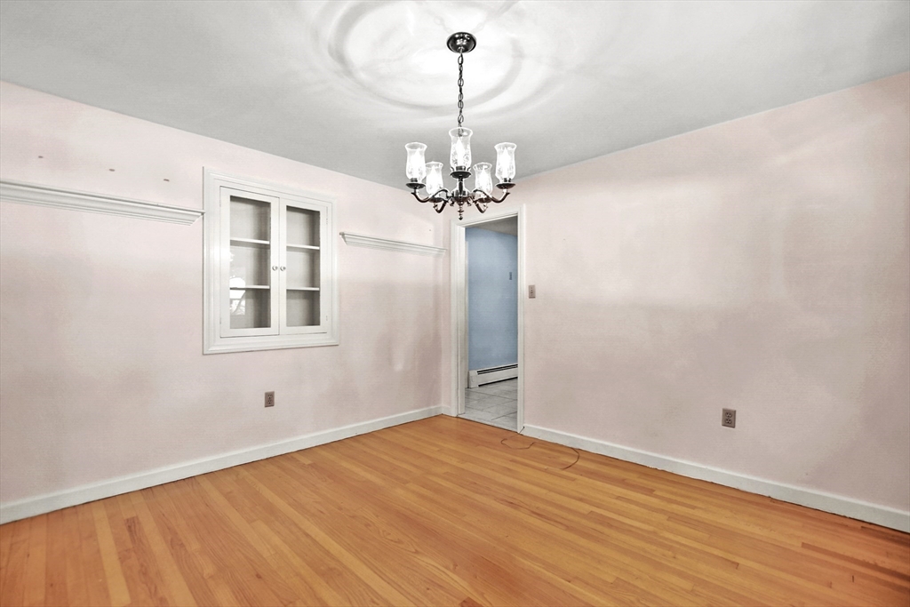 4 Bowdoin Road Andover, MA 01810 - Photo 5 of 42 Gallery Image 5