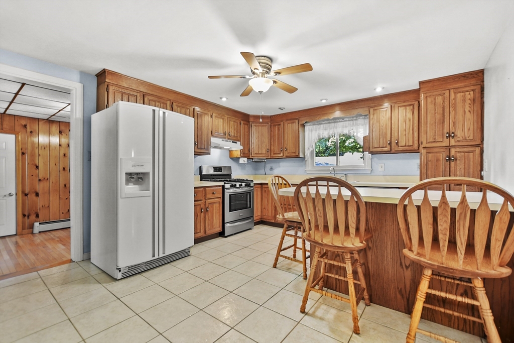 4 Bowdoin Road Andover, MA 01810 - Photo 8 of 42 Gallery Image 8