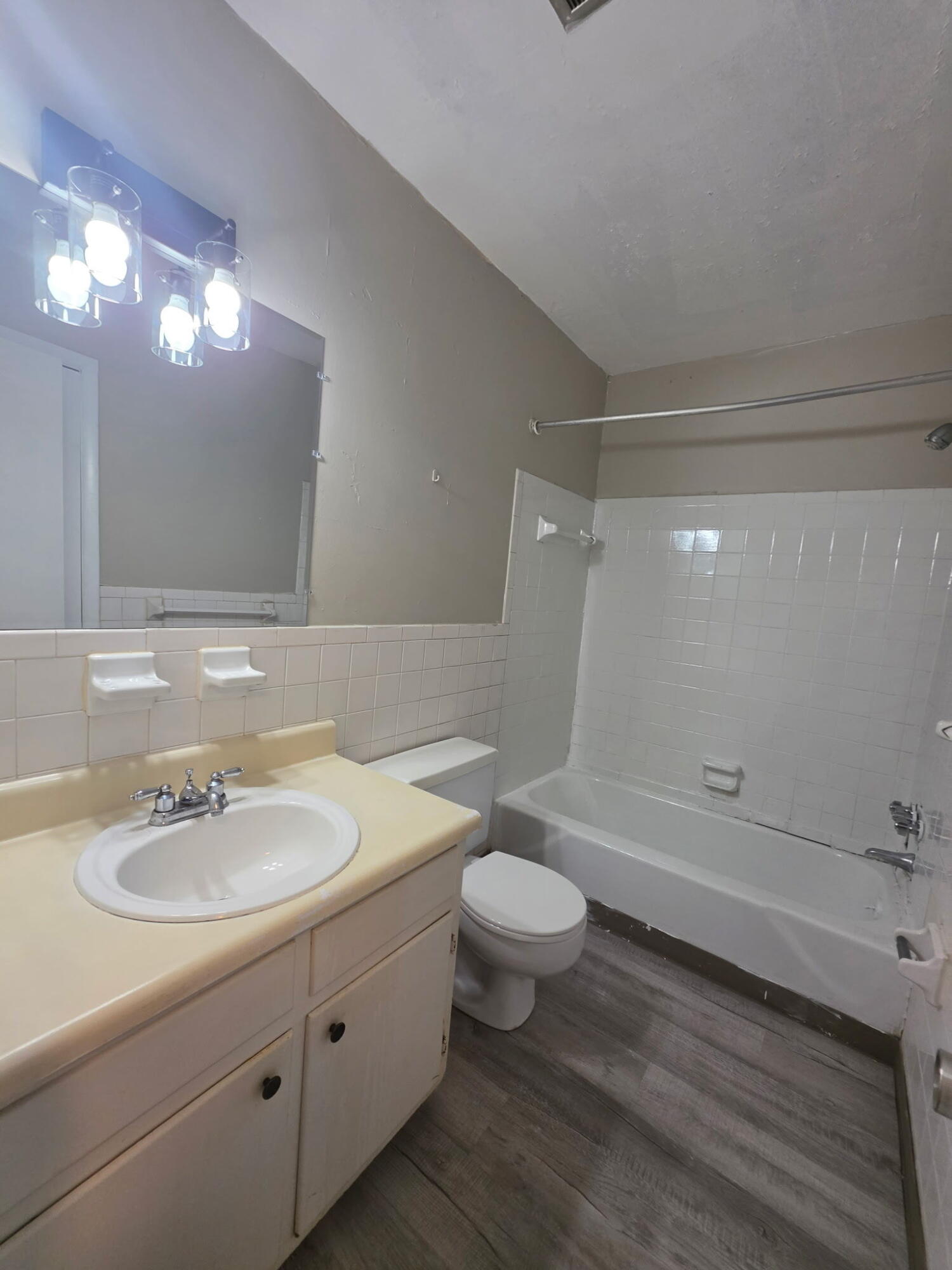 716 Townside Road Southwest, Unit 10 Roanoke, VA 24014 - Photo 6 of 11 7193