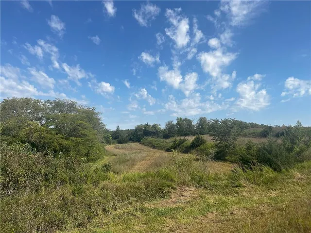 $649,750 | Y Highway, Oregon, MO 64473