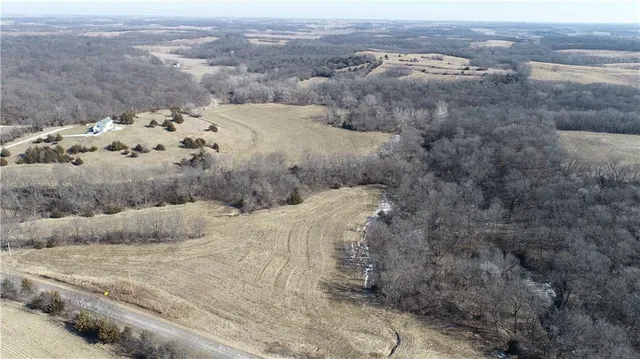 $649,750 | Y Highway, Oregon, MO 64473