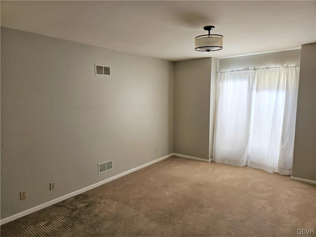 3313 Valley View Road Bethlehem, PA 18020 - Photo 19 of 45 Gallery Image 19