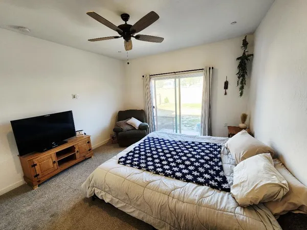 $441,000 | 902 Atlantica Drive South, Madera, CA 93636