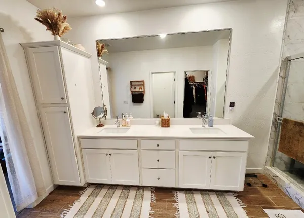 $441,000 | 902 Atlantica Drive South, Madera, CA 93636