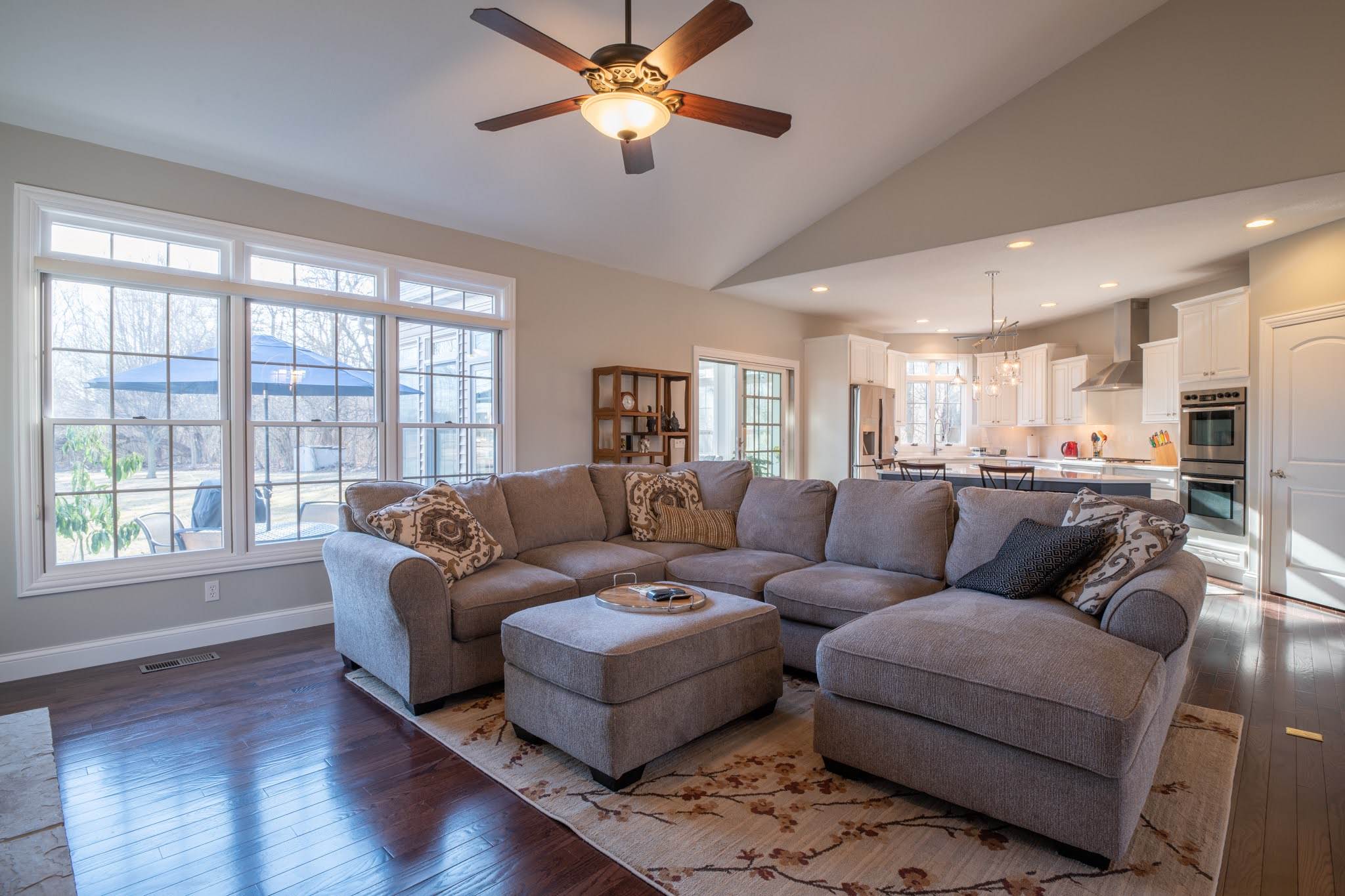 22833 Spring Creek Road Washington, IL 61571 - Photo 11 of 49 Gallery Image 11