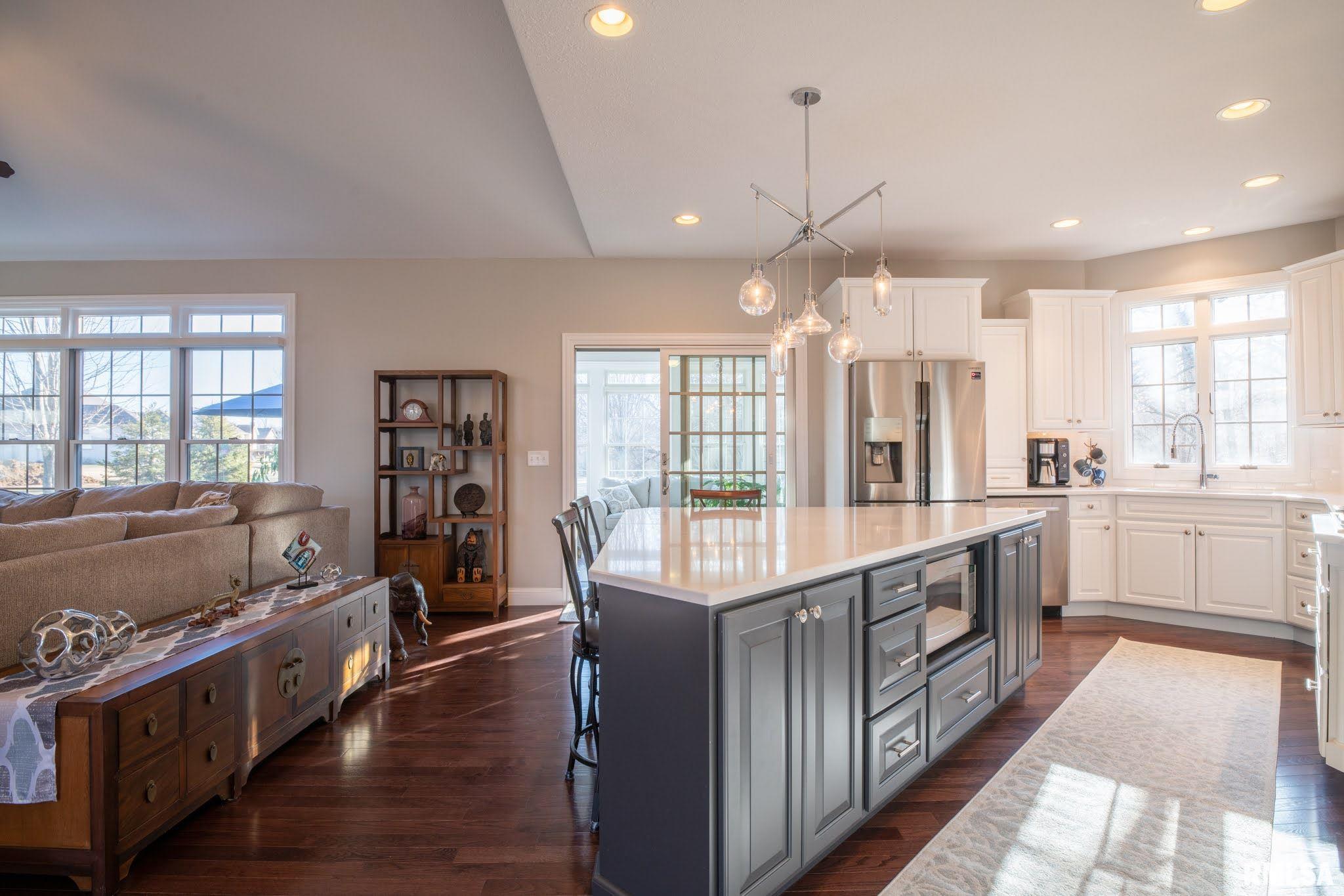 22833 Spring Creek Road Washington, IL 61571 - Photo 17 of 49 Gallery Image 17