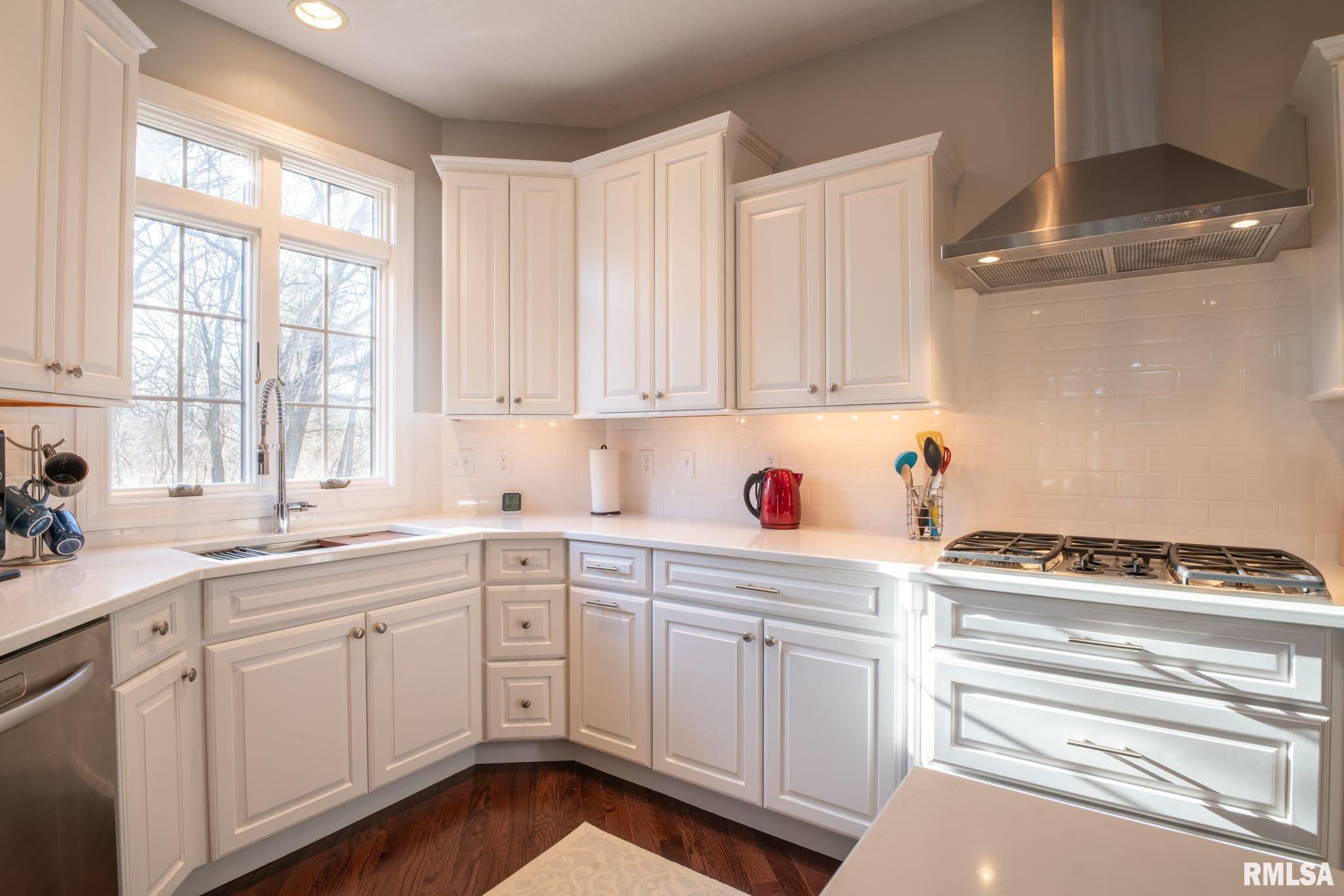 22833 Spring Creek Road Washington, IL 61571 - Photo 20 of 49 Gallery Image 20