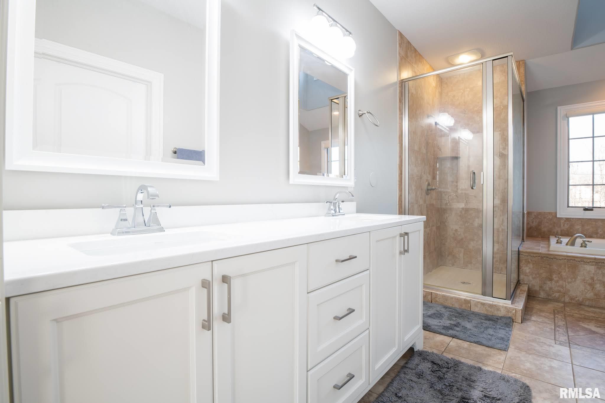 22833 Spring Creek Road Washington, IL 61571 - Photo 33 of 49 Gallery Image 33