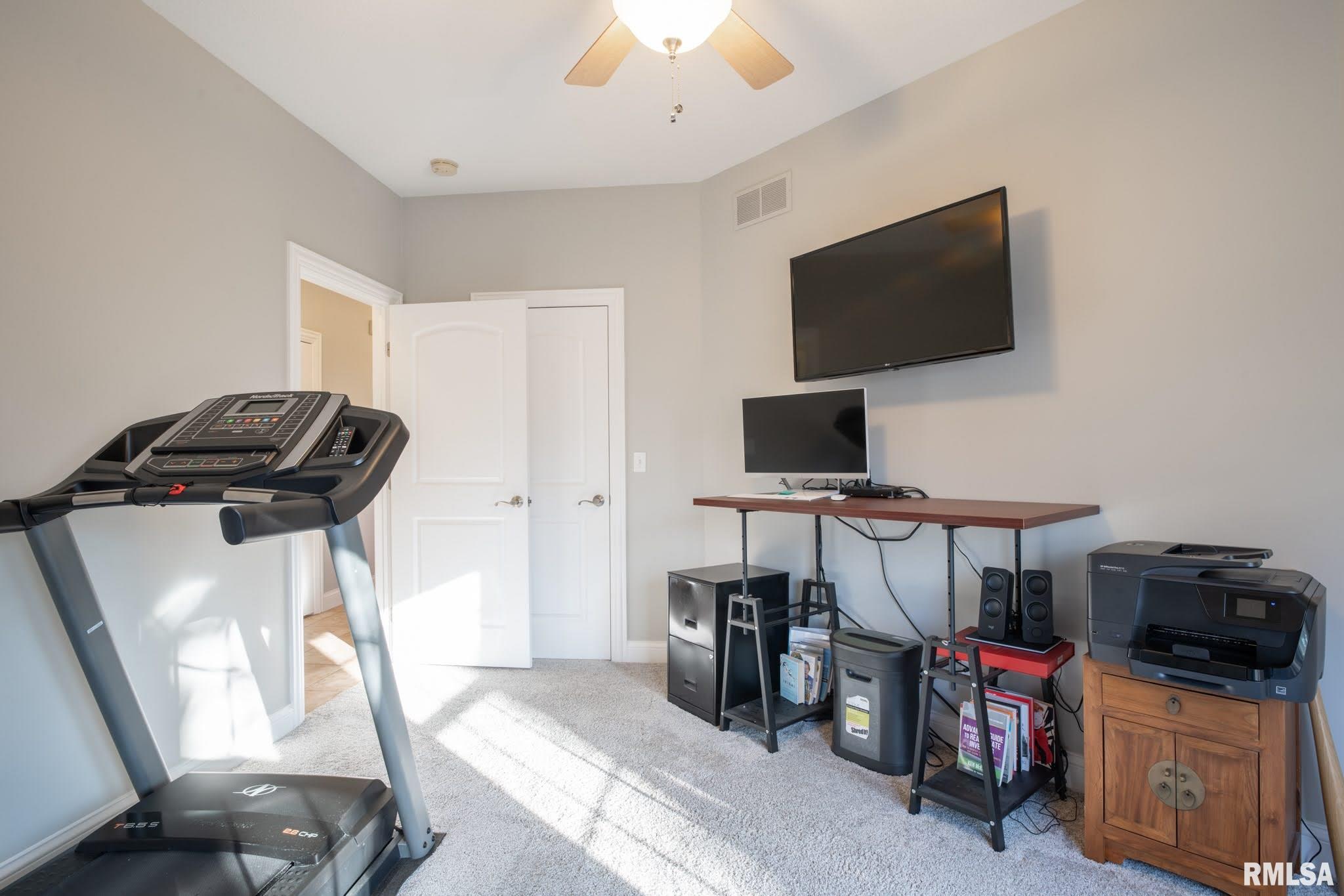 22833 Spring Creek Road Washington, IL 61571 - Photo 34 of 49 Gallery Image 34