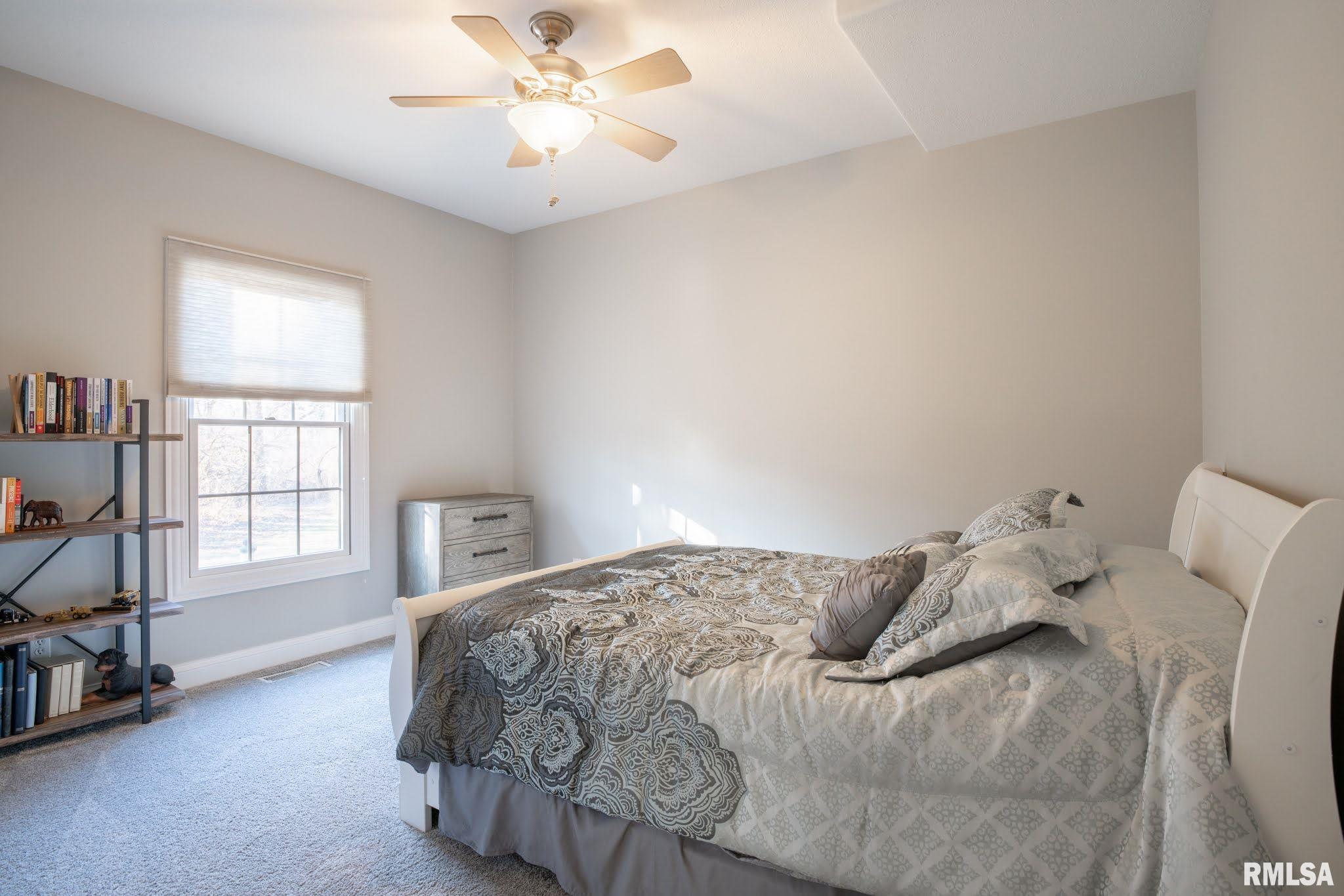 22833 Spring Creek Road Washington, IL 61571 - Photo 35 of 49 Gallery Image 35