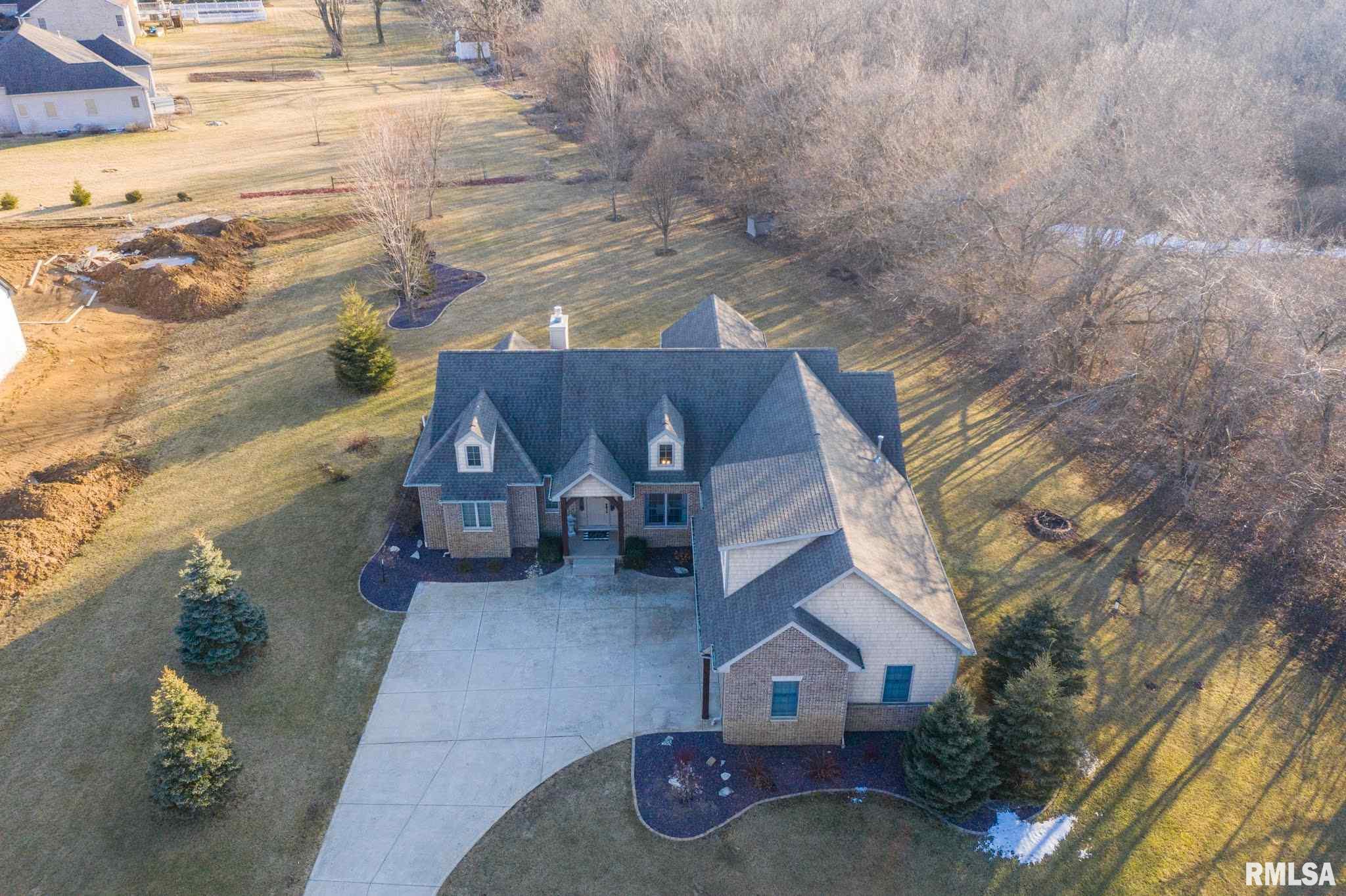 22833 Spring Creek Road Washington, IL 61571 - Photo 5 of 49 Gallery Image 5