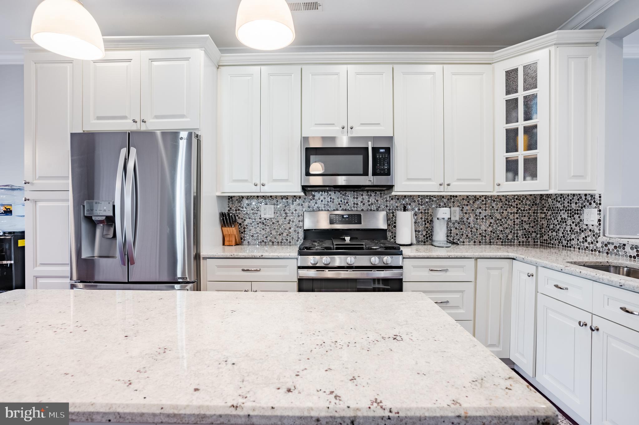 1114 Harrogate Way Ambler, PA 19002 - Photo 11 of 53