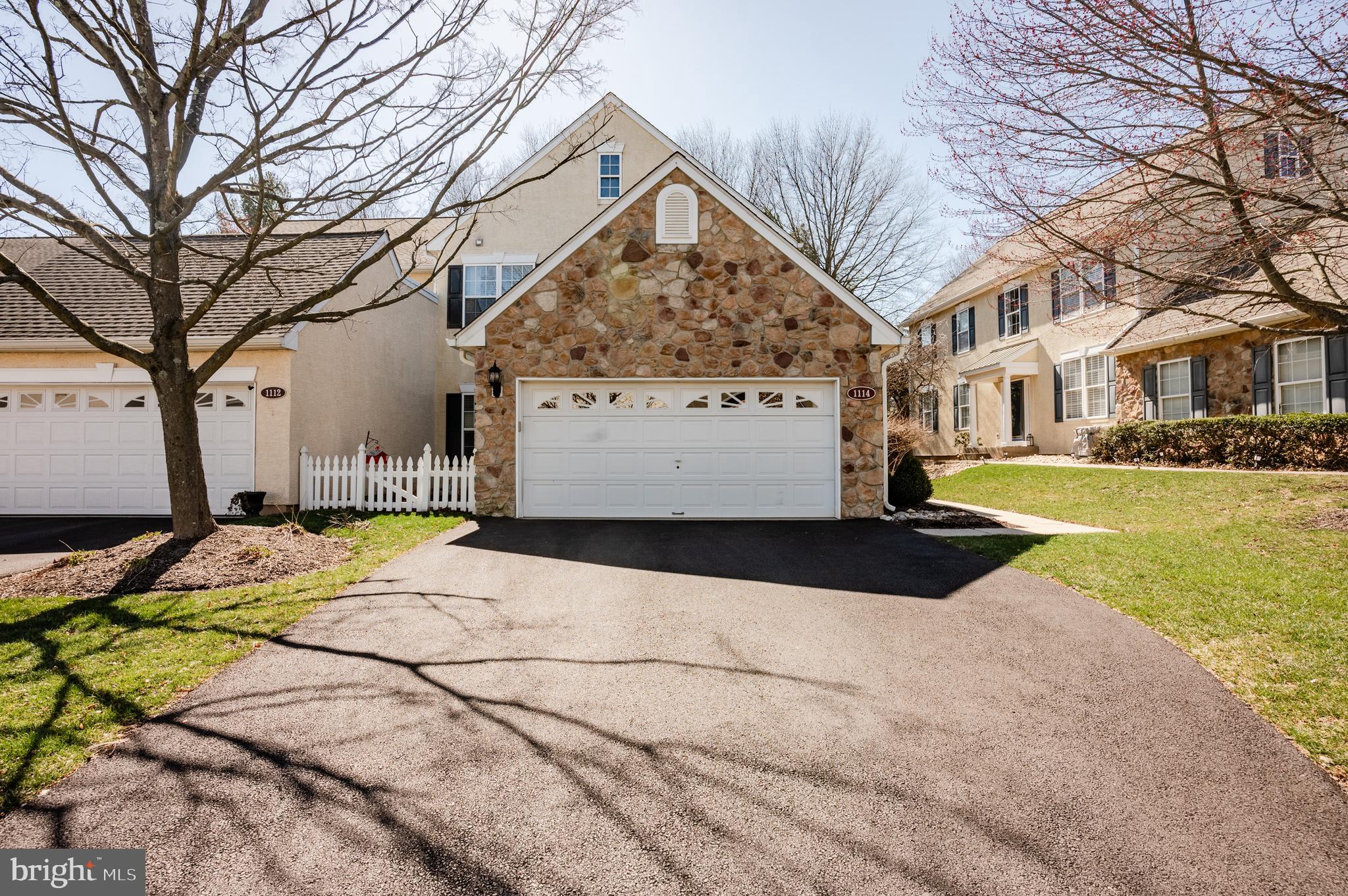 1114 Harrogate Way Ambler, PA 19002 - Photo 4 of 53