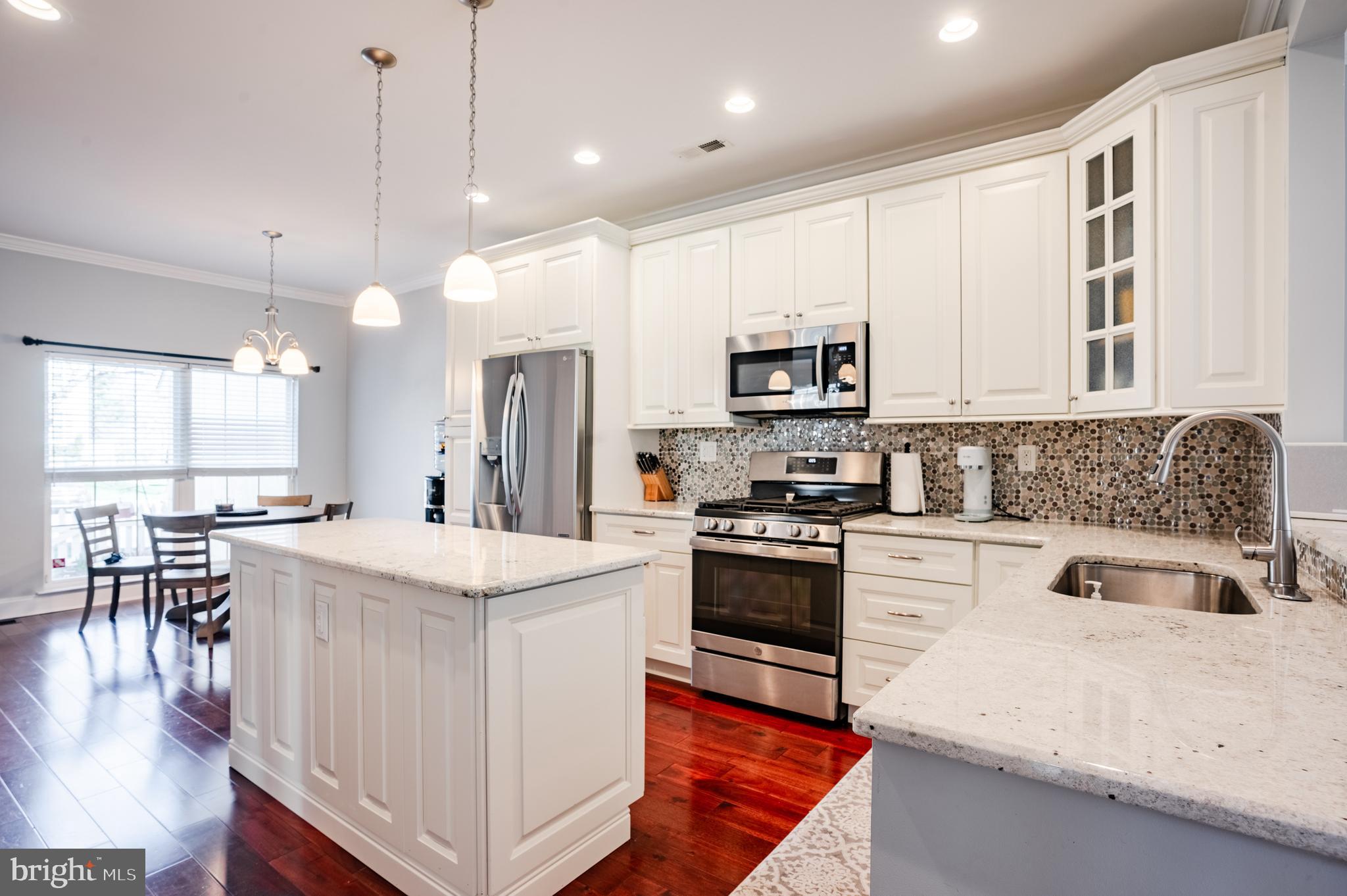 1114 Harrogate Way Ambler, PA 19002 - Photo 10 of 53