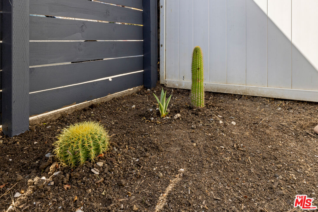3110 Pyrites Street Los Angeles, CA 90032 - Photo 6 of 30 a view of a backyard