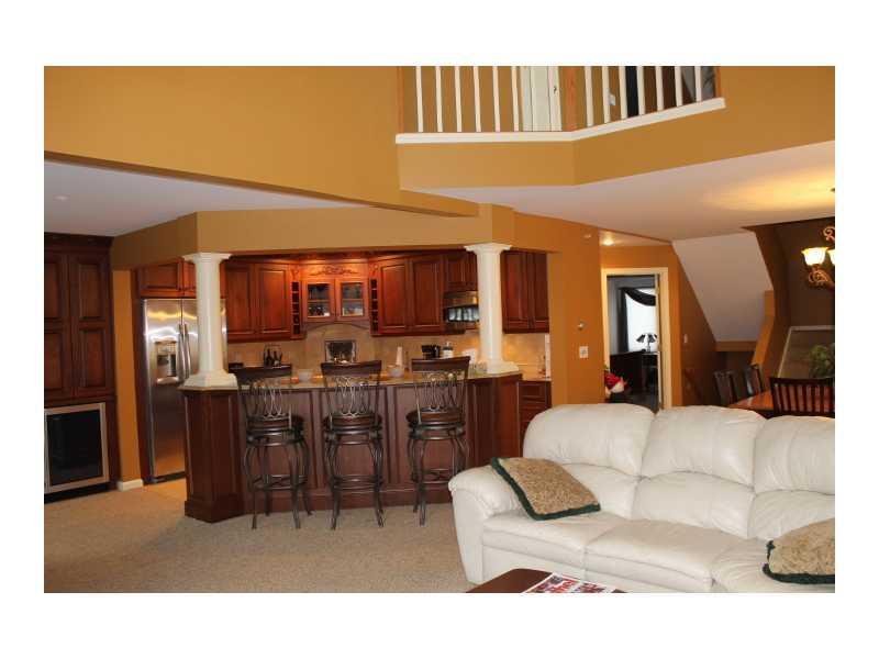 116 Locke Village Road, Unit K4 Newry, ME 04261 - Photo 7 of 18 Living Room.