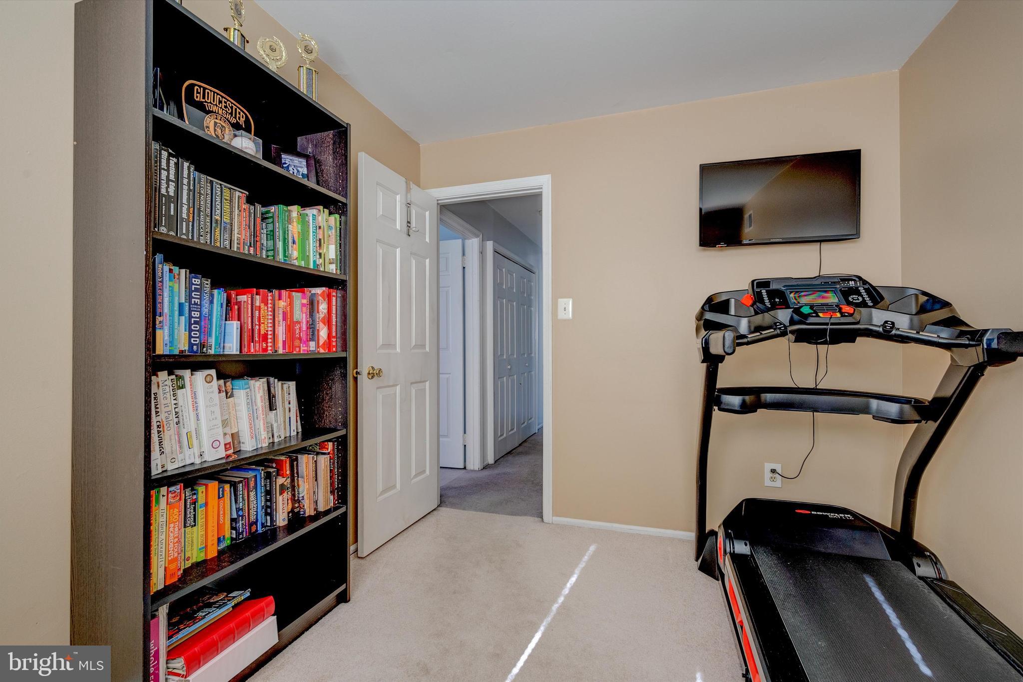 17 Uranus Road Sewell, NJ 08080 - Photo 29 of 35