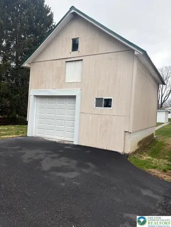 $2,500 | 8938 Breinigsville Road, Breinigsville, PA 18031