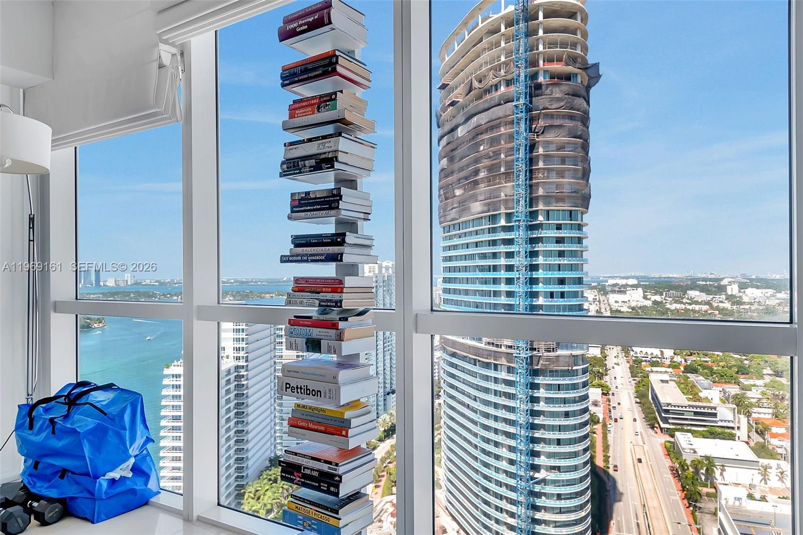 450 Alton Road, Unit 3208 Miami Beach, FL 33139 - Photo 11 of 48