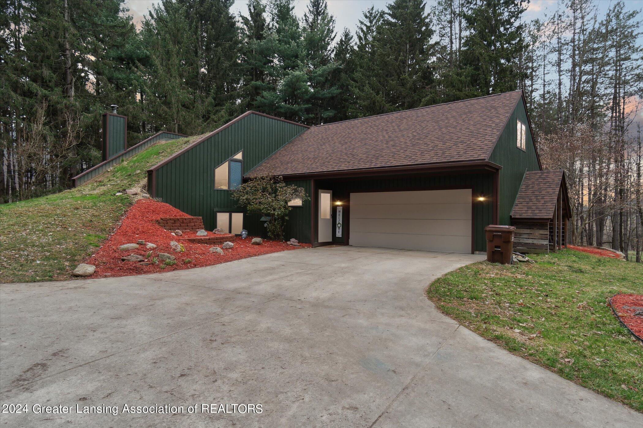 12684 Upton Road Bath, MI 48808 - Photo 1 of 68 01-12684-Upton-Rd-Bath-Twp-MI-48808-Wind