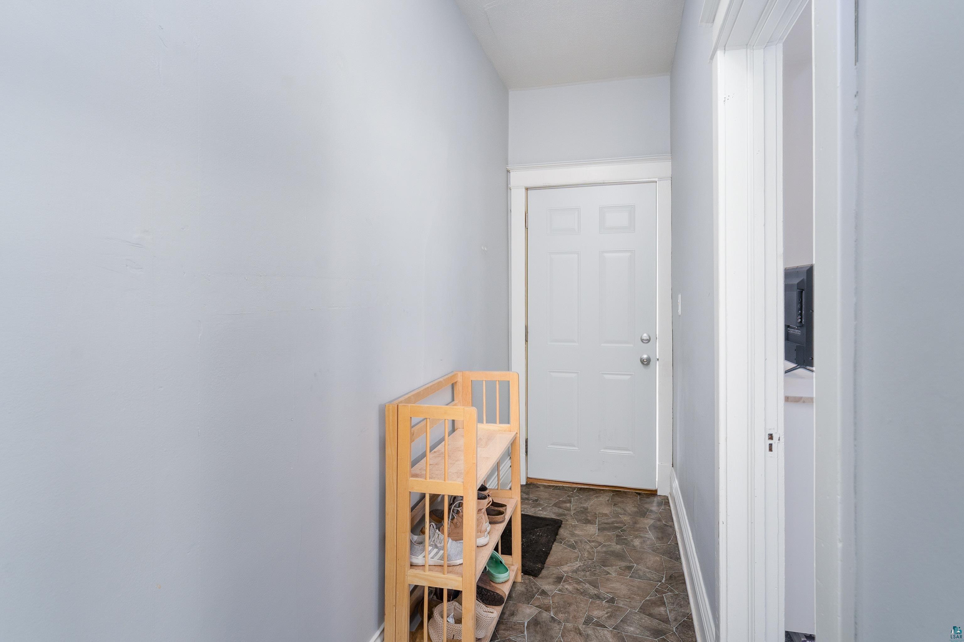 3019 Restormel Street Duluth, MN 55806 - Photo 17 of 40
