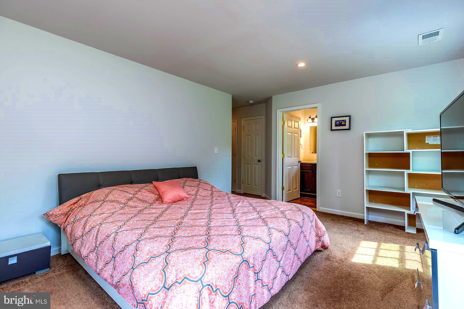 52 Brent Point Road Stafford, VA 22554 - Photo 10 of 22 Upstairs Bedroom Suite