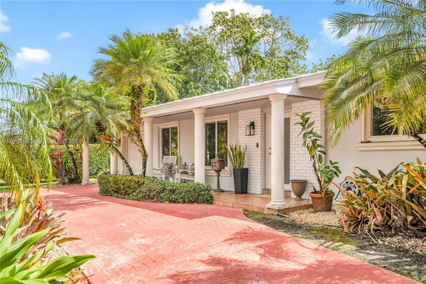 $1,125,000 | 8541 Southwest 87th Court, Miami, FL 33173