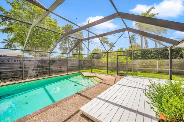$1,125,000 | 8541 Southwest 87th Court, Miami, FL 33173