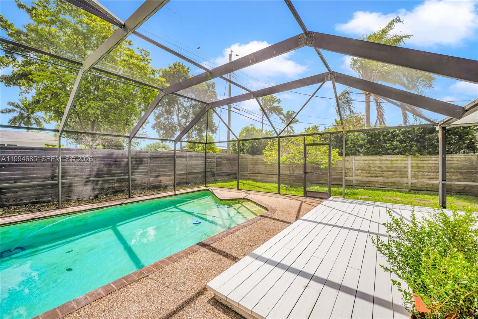 8541 Southwest 87th Court Miami, FL 33173 - Photo 32 of 41