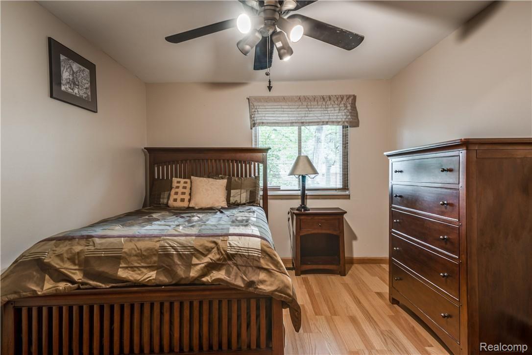 2975 Hillendale Drive Rochester, MI 48309 - Photo 36 of 53 33.jpg