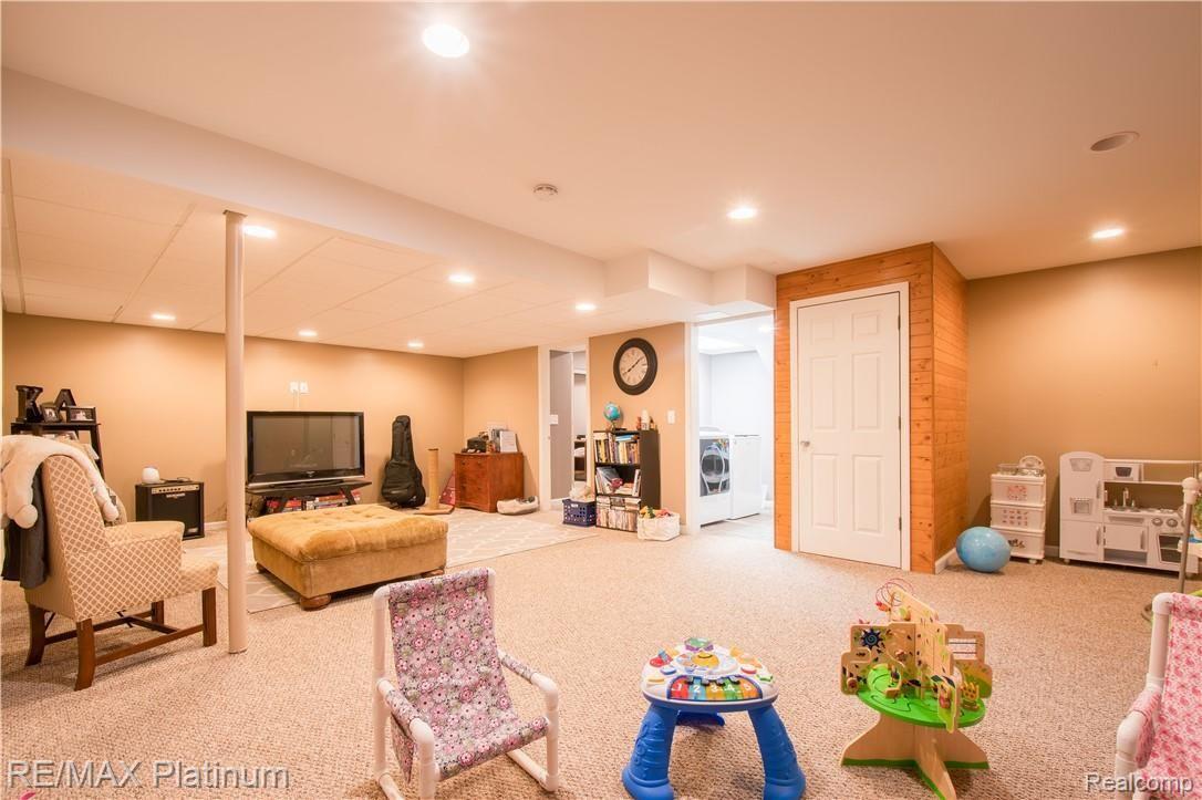 20155 Tipsico Lake Road Holly, MI 48442 - Photo 20 of 34 L.L. Rec Room w/ walkout
