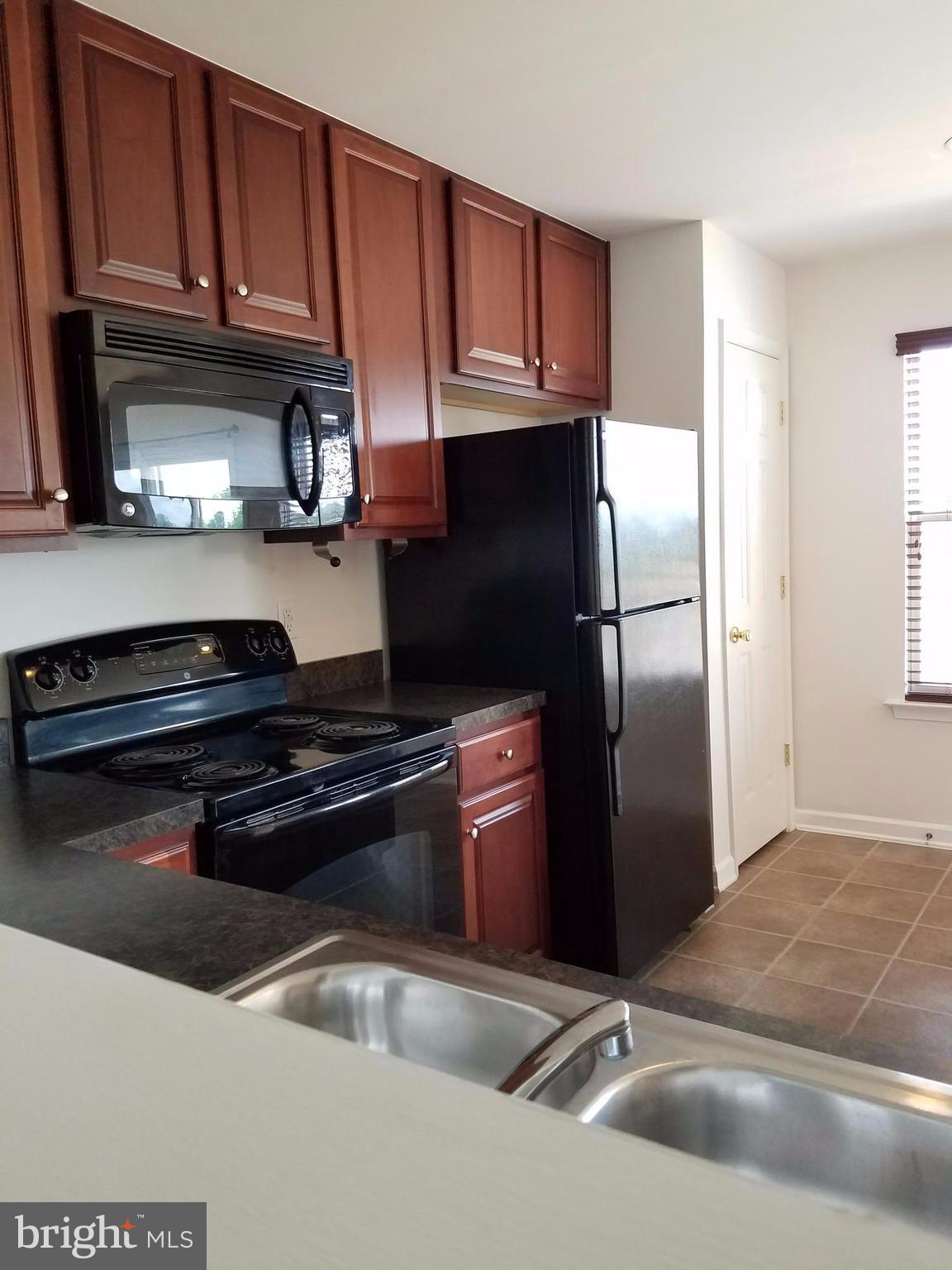 192 Rumbling Rock Road Hedgesville, WV 25427 - Photo 22 of 27 Kitchen
