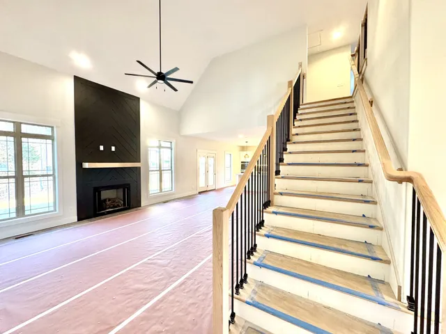 $631,500 | 406 Young Lane, Pleasant View, TN 37146