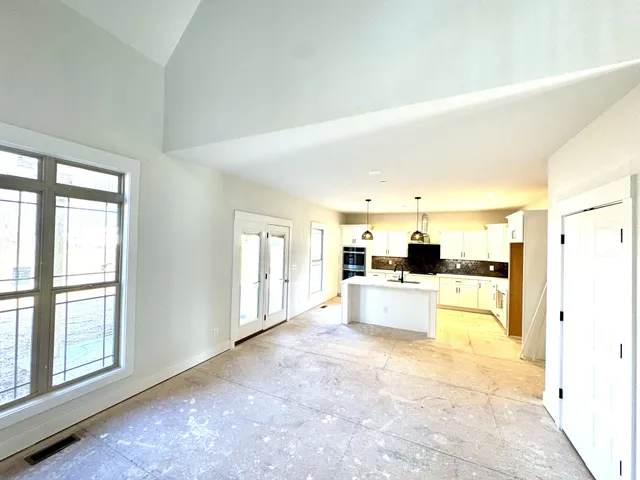 $631,500 | 406 Young Lane, Pleasant View, TN 37146