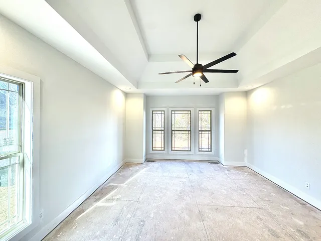 $631,500 | 406 Young Lane, Pleasant View, TN 37146