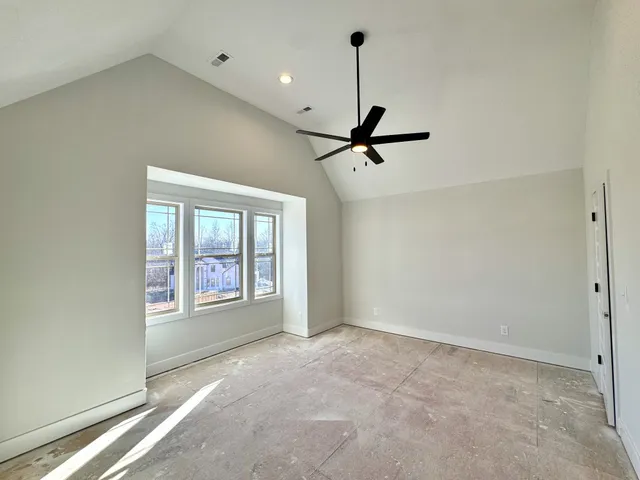 $631,500 | 406 Young Lane, Pleasant View, TN 37146