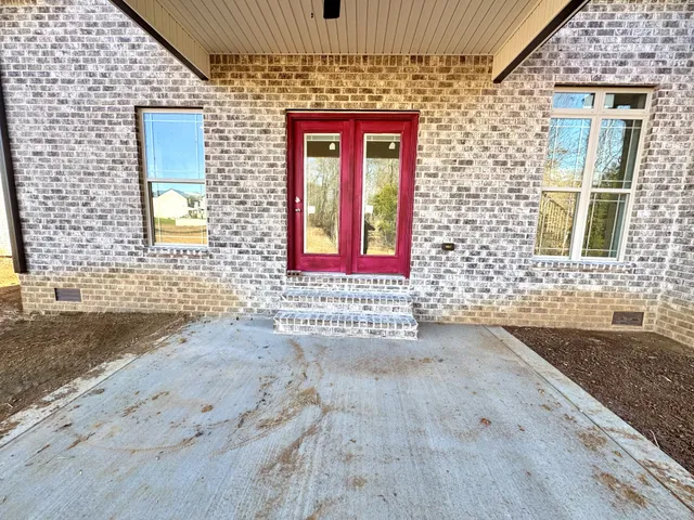 $631,500 | 406 Young Lane, Pleasant View, TN 37146