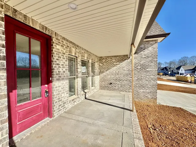 $631,500 | 406 Young Lane, Pleasant View, TN 37146