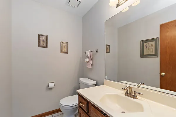 $475,000 | 160 Brentwood Trail, Elgin, IL 60120