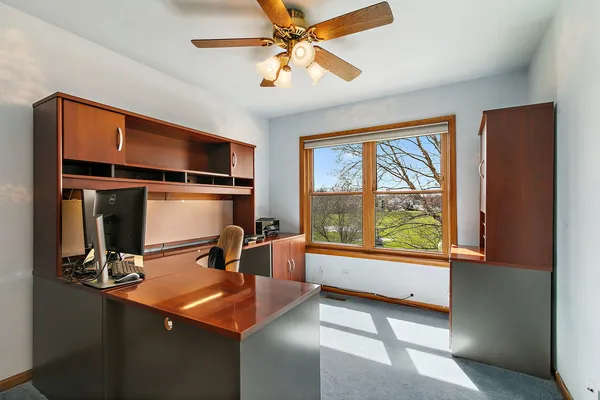 $475,000 | 160 Brentwood Trail, Elgin, IL 60120
